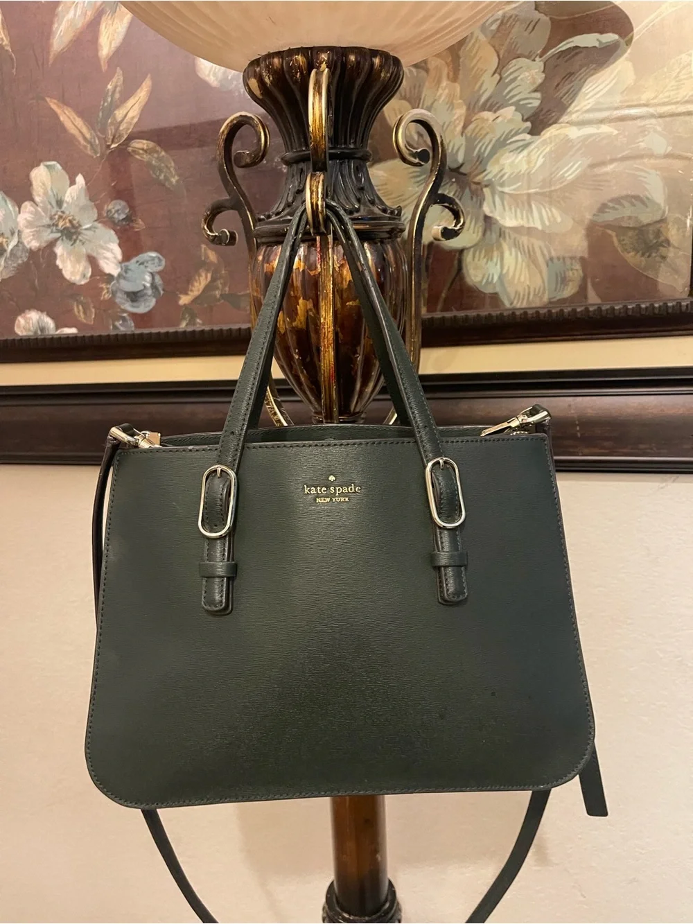 Kate Spade please check all picture of condition